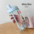 Nebelblaues tragbare 750ml Kunststoff-Wasserflasche mit klaren Volumenskalen-Markierungen - 750ml / Dunstiges Blau