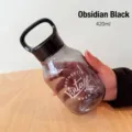 Tragbare 420ml Tritan Trinkflasche in Obsidian Schwarz mit praktischem Tragegriff - 420ml / Obsidian-Schwarz