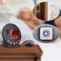 Réveil numérique puissant avec vibreur de lit et alerte de sonnette pour gros dormeurs. - Noir