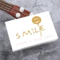 Goldene Smiley Grußkarte Variante für Valentinstag, schöne Geschenkkarte mit Segensspruch. - Lächeln Gesicht / Nur Karte