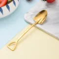 Kreativer goldener Edelstahllöffel in Schaufelform für Desserts und Kaffeeumrühren - Spitzschaufel / Gold
