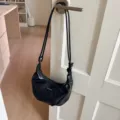 Bolso hobo negro plisado con correa de hombro anudada ajustable para mujer moderna - Estilo Solo Bolso / Negro