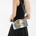 Elegante Abendtasche mit Python-Muster, goldener Kette und Zierring für Damen - Schlangenmuster Schwarz