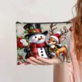 Detailansicht der festlichen Schneemann- und Rentiergrafik auf Polyester-Kulturtasche - Schneemann Rentier Stil (jiayingpbb0841)