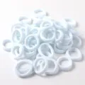 Set di 100 piccoli elastici per capelli azzurri da 2cm per bambini, morbidi mini cerchietti - Bianco 100 Pezzi