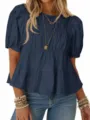 Modesta camicetta elegante con maniche a sbuffo e design a balze per un look chic. - Taglia S / Blu scuro