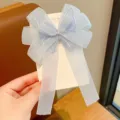Elegante horquilla de lazo con mariposa de organza azul claro para niñas accesorio de hada - Mariposa Bordada Azul