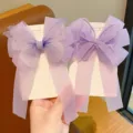 Set de dos pinzas para el pelo con lazo de mariposa lila y bordado elegante para las niñas - Set de dos piezas / Mariposa Bordada y Gasa Púrpura