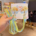 Detalle de pinzas de pelo Hanfu con flores, borlas y cintas largas azul y amarillo - Amarillo Amanecer