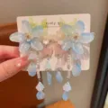 Par de horquillas Hanfu de flores azules con borlas de perlas y mariposas rosas - Azul Yanxi