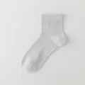 Damen hellgraue Sommer Eisseide Kurzsocken, komfortables atmungsaktives nahtloses Design. - Einheitsgröße / Hellgrau