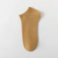 Men's solid color low cut ankle socks, breathable summer thin cotton daily wear casual socks - One Size / Yellow