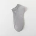 Men's solid color gray ribbed short socks, breathable thin summer cotton low cut socks. - One Size / Light Gray