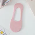 Women pink shallow mouth no-show socks, breathable anti-slip hidden short socks daily wear. - One Size / Light Pink