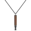 Vista detallada del collar de respiración consciente con colgante de textura de madera - Estilo Empalmado con Textura de Madera (XL202662) / Negro