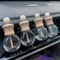 Car air vent perfume glass bottle clip, essential oil diffuser ornament for auto interior. - Classic