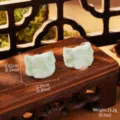 Vue détaillée des boucles d'oreilles en émail style Monet avec dimensions et poids précisés - Style de Vague Irrégulier (4455A) / Dégradé Blanc Vert