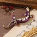Detailed view of the vintage purple crystal gecko brooch with size and weight specs - Purple Rhinestone Gecko Shape Style (BR1-2516A-8000)