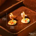 Vue détaillée de boucles d'oreilles vintage en émail français avec perles fines - Pendentif Peinture à l'Huile Dégradé Bleu Rose (26912)