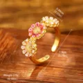 Detailed dimensions and weight of a vintage gold ring with three colorful enamel flowers - Adjustable Open / Three Daisies (1-3339A-5000)