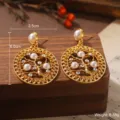 Élégantes boucles d'oreilles arbre de vie dorées avec perles et tige en argent 925 - Boucles d'Oreilles Arbre de Vie Strass Perle (E3-3826F-8000)