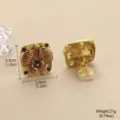 Detailansicht der Vintage-Emaille-Blumen-Ohrclips in Gold mit Größenangaben - Dunkelrote Emaille Blütenblatt Clip-Ohrringe (E4-20622B-5200耳夹)