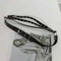Cintura imbracatura in pelle punk gotica con catene di metallo e borchie per gonne e pantaloni - 80-100cm / Nero