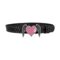Ceinture en cuir noir style punk avec double rangée de rivets et boucle cœur ailé rose pour femme. - Cœur Rose Ailes avec Ceinture Clous Gun