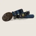 Ceinture en cuir noir vintage avec boucle métallique florale et clous décoratifs. - Modèle E : boucle bronze doré 4,5 cm + ceinture noire