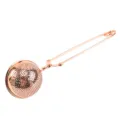 Colador de té de acero inoxidable en oro rosa con mango de clip, variante de cocina - Infusor de té esférico con orificios pequeños