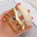 Κομψό σετ από χοντρά ακανόνιστα γεωμετρικά βραχιόλια σε κεχριμπάρι, χρυσό και κρέμα - Χρυσό, Κεχριμπάρι, Ζαχαρί (6736401HB)