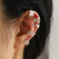 Set de 5 earcuffs plateados sin perforación con hoja hueca y diseños multicapa en forma de C - Estilo Minimalista Multicapa de 5 Piezas (5421403HB) / Set de 5 piezas / Plateado