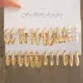 Kreatives goldfarbenes Creolen-Set aus Metall mit gedrehten und kettenartigen Designs - Goldene Geometrische Kordel und Künstliche Perlen Ohrringe 12-Teiliges Set (5797101HB)