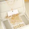 Elegantes Schmuckset aus Goldlegierung mit Perlenimitationen und Ringen - 6166501款式
