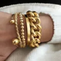 Set of 5 chunky gold chain bracelets and beaded bangles for a bold statement look - 5-Piece Set - Thick Chain and Beads (6492102HB) / Gold