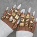 Exquisito conjunto de anillos vintage bohemios dorados gruesos para mujer en dedos - Juego Geométrico de Espiral de Perla Artificial (6690901HB)