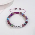 Perlenarmband mit MAMA Buchstabenperlen und lila Jaspis Natursteinen, verstellbare Kordel. - MaMa (Geflochten)