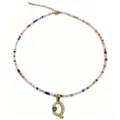 Collana di perline colorata boho con ciondolo lettera in acciaio inossidabile, dettaglio. - Lettera Q