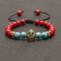 Handgemachtes verstellbares geflochtenes Lavastein und Türkis Armband mit Spartaner Helm. - Blau