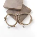 Bracelets tressés aimantés pour couple avec pendentif montagne, bijoux assortis amoureux. - Café Clair