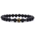 Mat zwarte vulkanische lavasteen en tijgeroog kralen yoga energie armband, 8mm sieraden. - Mat zwart + geel tijgeroog