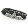Herren mehrschichtiges Perlenarmband Set mit matten schwarzen und grauen Steinen. - Stil B