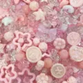 Surtido de cuentas acrílicas rosas en varias formas para hacer joyas y colgantes DIY - Peso 50g / Verde