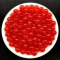 Detailed macro view of 8mm red crackle acrylic beads for handmade DIY jewelry making - 500g (约880颗) / Red / 10mm