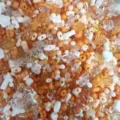Cuentas acrílicas mixtas de 3-10 mm en blanco y naranja para joyas y manualidades. - Paquete de 500g / Naranja