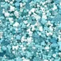 Mezcla de cuentas acrílicas azul claro y blanco 3-10mm para joyería y collares DIY - Paquete de 500g / Azul claro