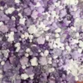 Cuentas de acrílico mezcladas en color púrpura y blanco para cadenas de teléfonos y joyas DIY. - Púrpura