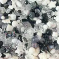 Cuentas acrílicas blancas y negras mixtas para pulseras DIY y manualidades, pack 50g - Peso 50g / Negro y Blanco