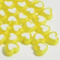 Cuentas de acrílico de corazón de 8mm en amarillo y blanco para bisutería DIY - 2500 Piezas/Paquete / Amarillo