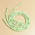 Vista de detalle de cuentas heishi de arcilla polimérica verde y blanca de 6mm para DIY - 1 Tira (aprox. 400 Piezas) / Mezcla de Verde y Blanco (35)